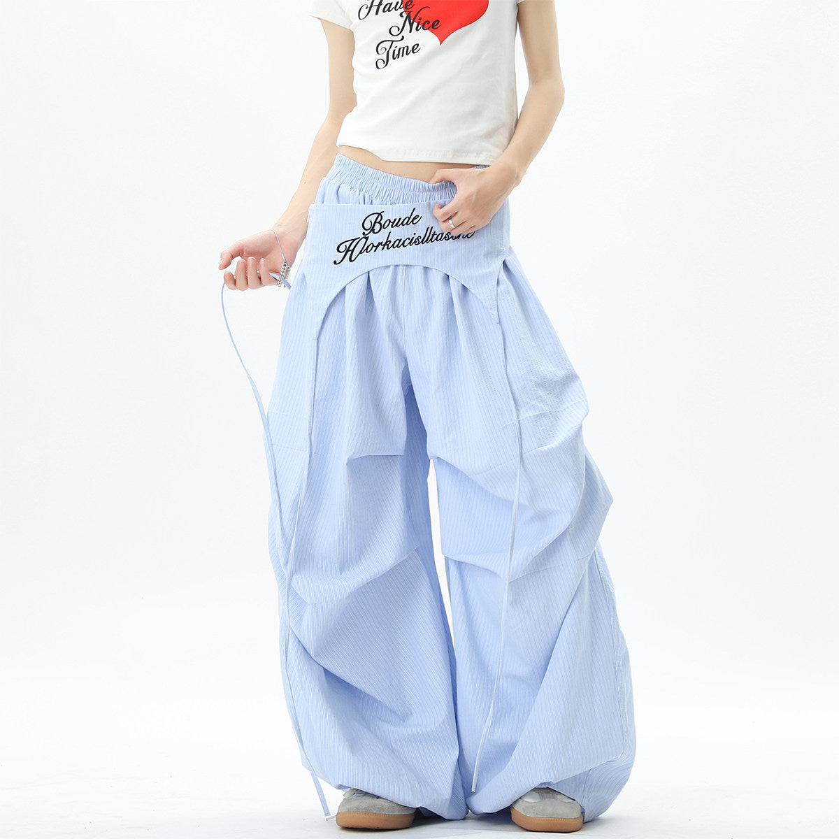 Stylish striped wide-leg trousers with lace-up details, unisex, perfect for summer hip-hop, street dance, and paratrousers. Loose, casual, floor-length trousers.