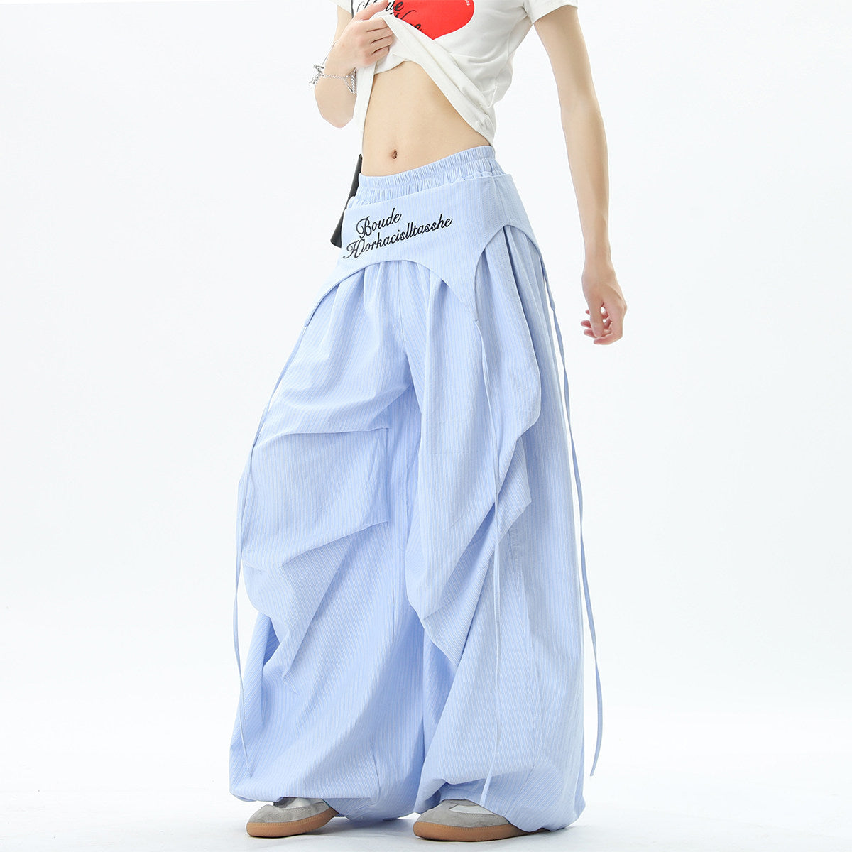 Stylish striped wide-leg trousers with lace-up details, unisex, perfect for summer hip-hop, street dance, and paratrousers. Loose, casual, floor-length trousers.
