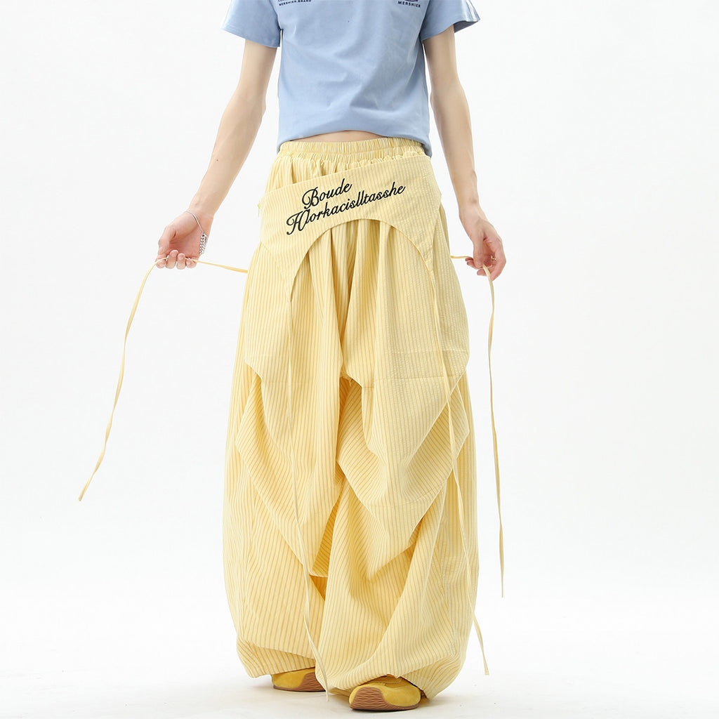 Stylish striped wide-leg trousers with lace-up details, unisex, perfect for summer hip-hop, street dance, and paratrousers. Loose, casual, floor-length trousers.